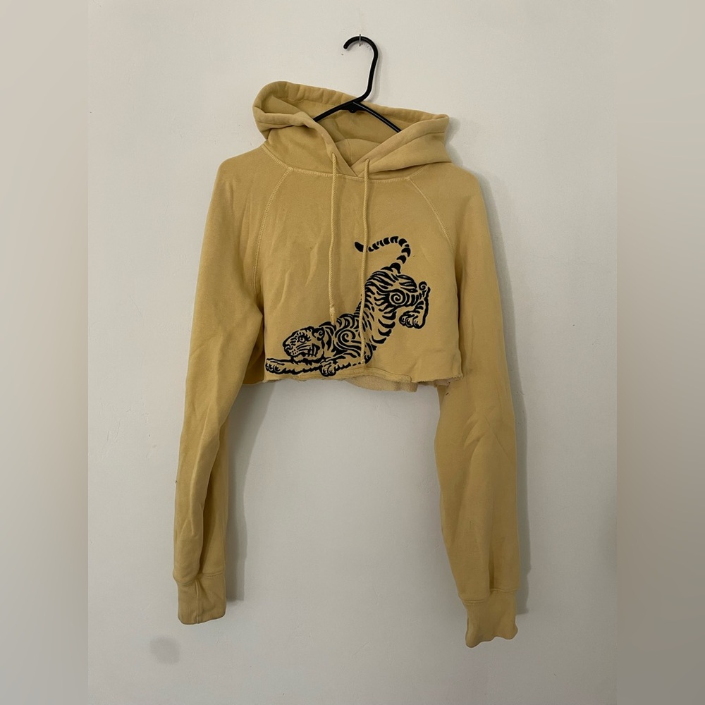 Vintage Lucky Tiger Yellow Sweatshirt Cropped with Back Detail